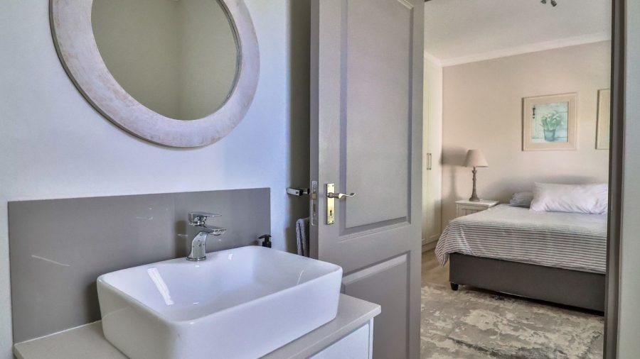 4 Bedroom Property for Sale in Onrus Western Cape